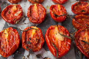 Photo Credit: How to make dried tomatoes by Joana Petrova used under CC BY-NC-SA 2.0